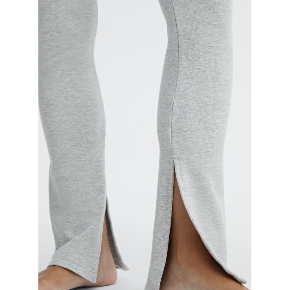Fabletics Cloud Seamless High-Waisted Split Flare… - image 2